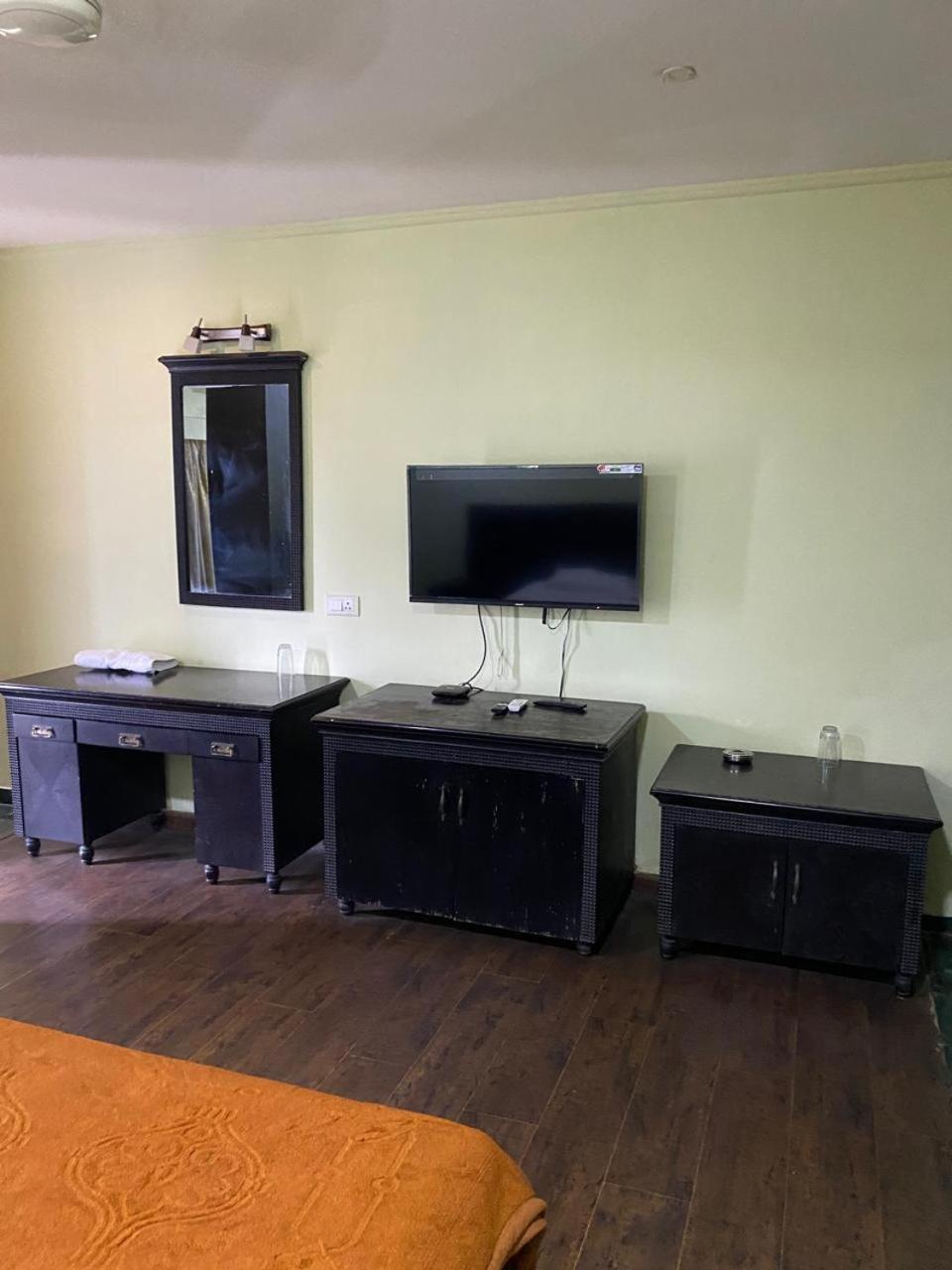 Hotel Skylark Nágpur Kültér fotó